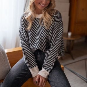 Easy Clothes, Black and ecru Barry sweater, One Size
